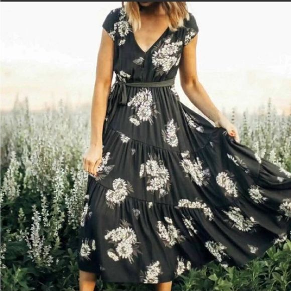 Free People All I Got Floral Tie Maxi Dress. Size 4 - Picture 2 of 9